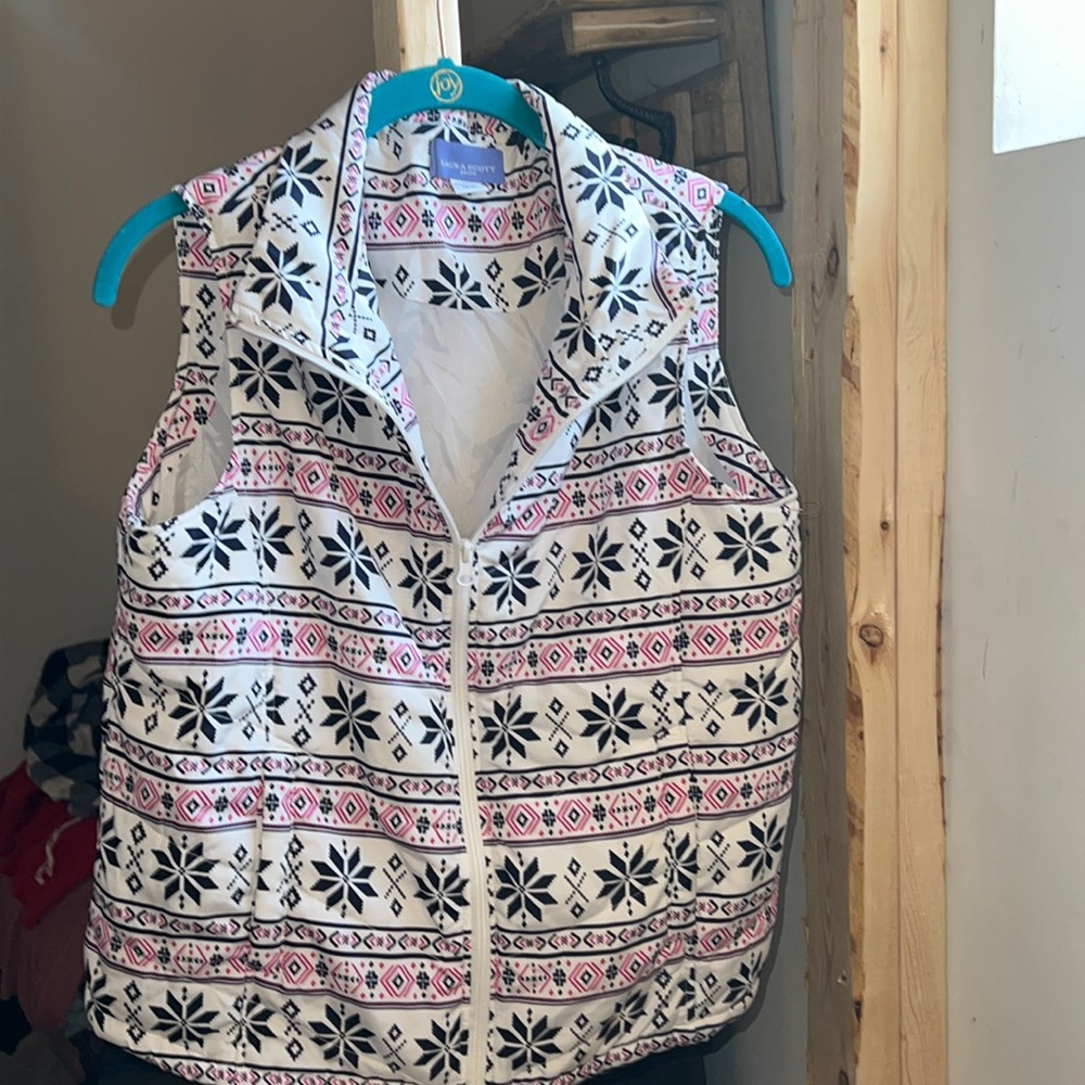 Laura Scott vest